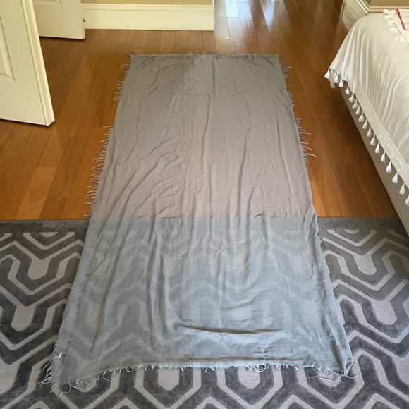 Ag super sexy gray color scarf